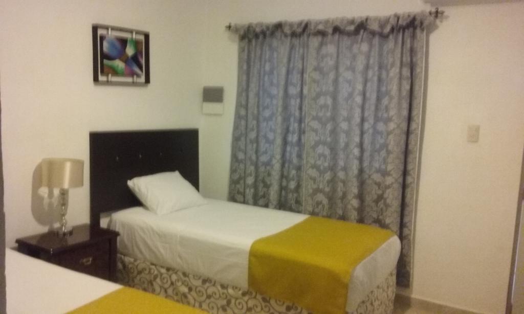 Room In Cancun Stadium מראה חיצוני תמונה