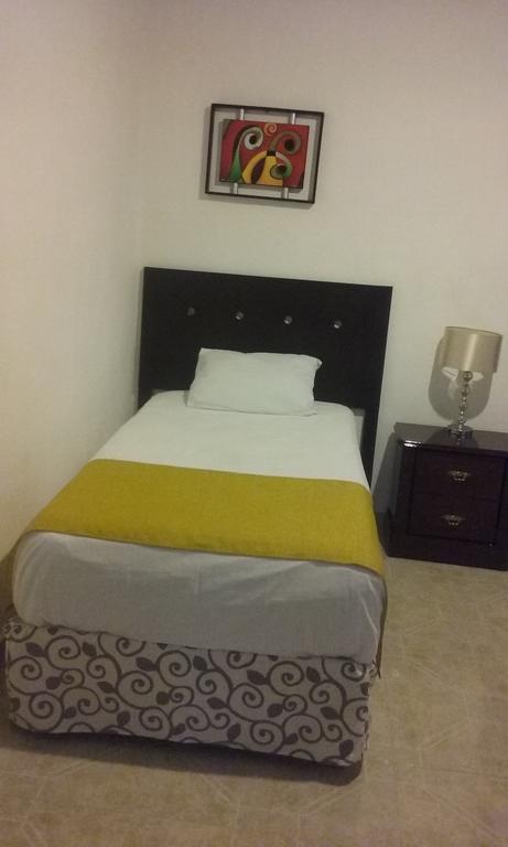 Room In Cancun Stadium מראה חיצוני תמונה