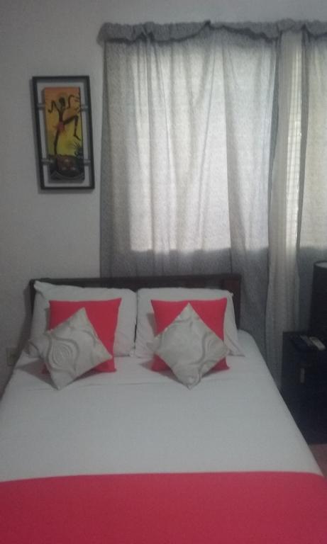 Room In Cancun Stadium מראה חיצוני תמונה