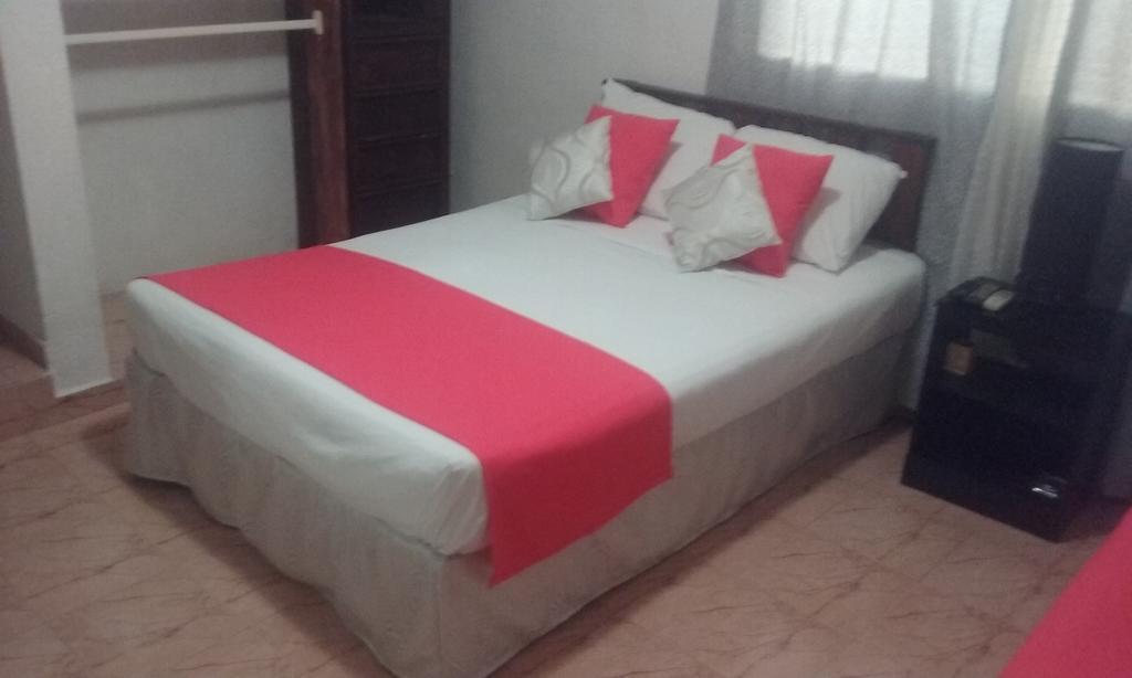 Room In Cancun Stadium מראה חיצוני תמונה