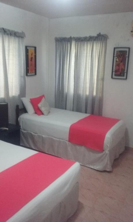 Room In Cancun Stadium מראה חיצוני תמונה